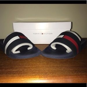 Tommy Hilfiger Slide Ons